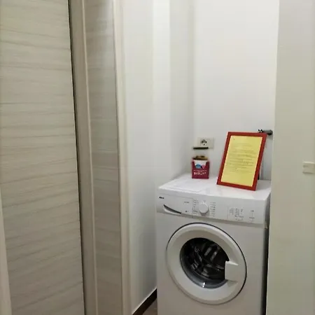 Odeon Homes - Centro Storico Semesterbostad *