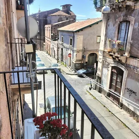 Odeon Homes - Centro Storico Vakantiehuis Catánia