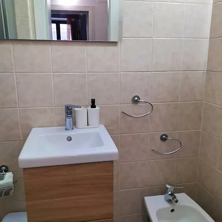 Odeon Homes - Centro Storico Semesterbostad *